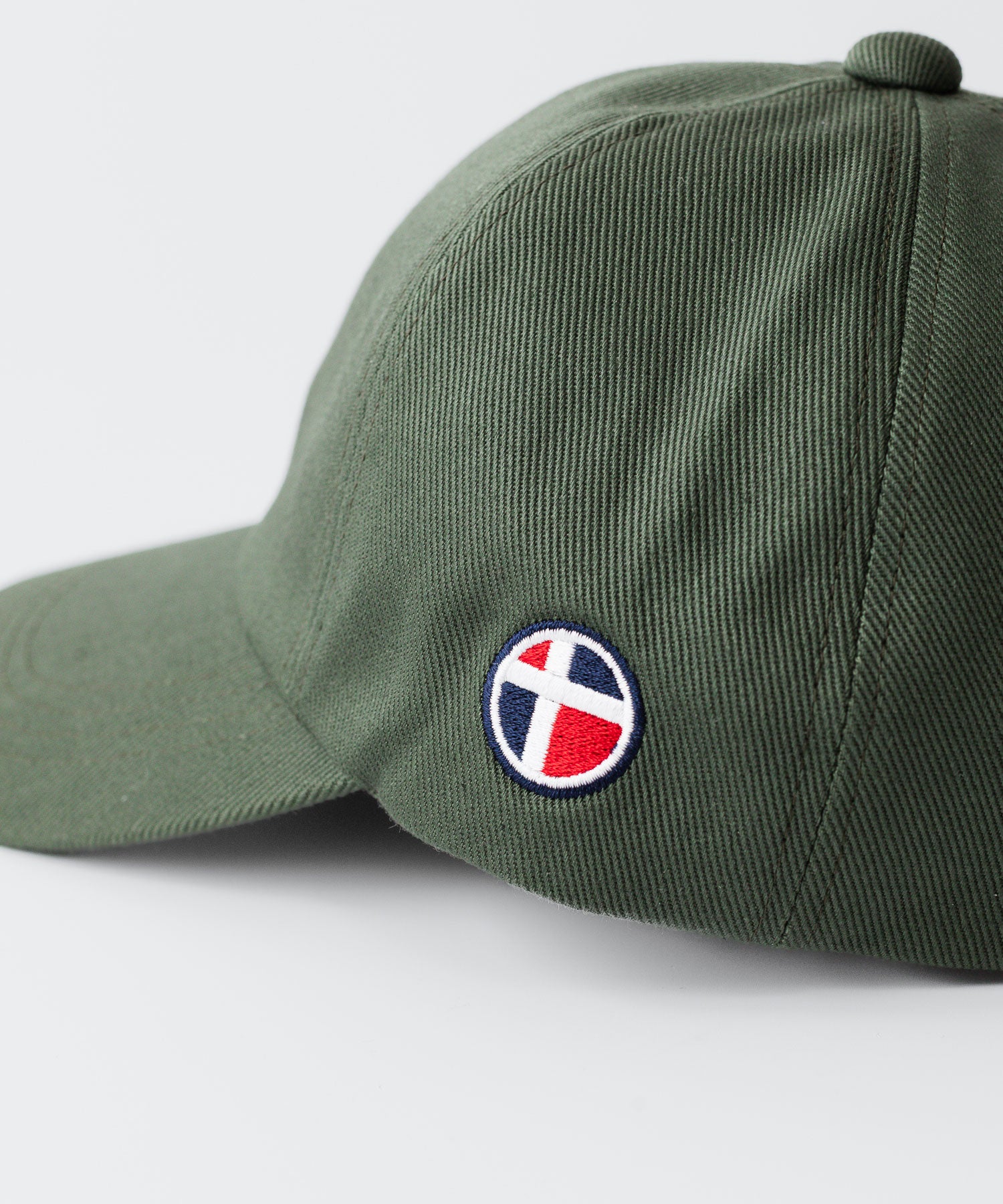 CLASSIC 6-PANEL CAP -Standard Fit