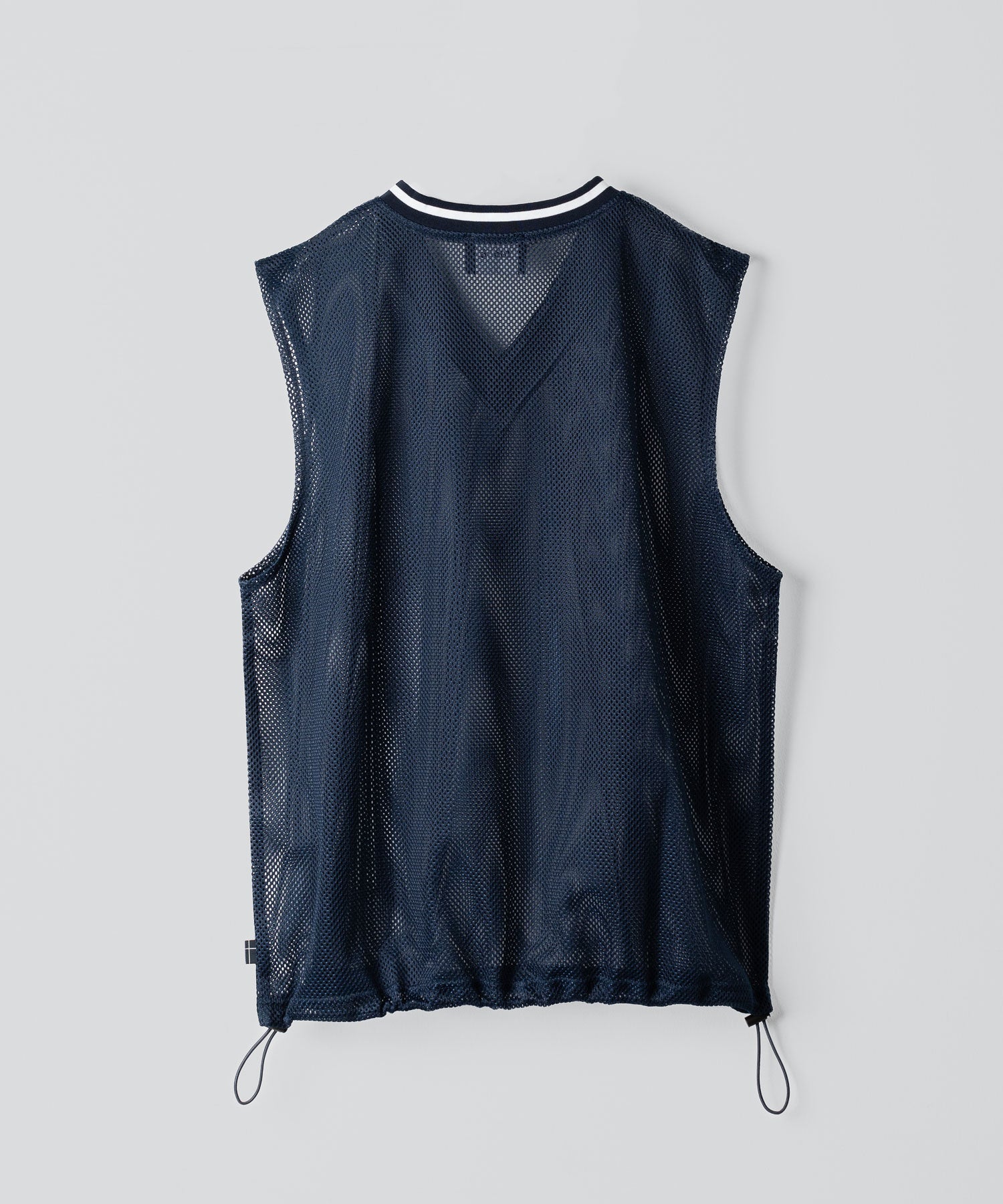 通販 オンラインショップ ネットショップ
メッシュ ベスト ジレ レイヤー レイヤード ノースリーブ フットボール サッカー トレーニング 練習 プラクティス ビブス ネイビー Vネック リブ  透け感 抜け感 ファッション ストリート モード メンズ レディース ユニセックス 20代 30代 大人 格好良い かっこいい 可愛い カワイイ おしゃれ アパレル ブランド 流行 トレンド 春夏 バスケ ダンス 練習着 シースルー 韓国 スポーツ ミックス スポーツmix スポーティー シアー ドローストリング ドローコード 調整 アジャスター アジャスト ストッパー アクティブ シック セレブ 海外 アスレチック ブロークコア ミックスコーデ エフォートレス リラックス 綺麗め カジュアル ドレッシー バック 後 リブ 配色 おすすめ