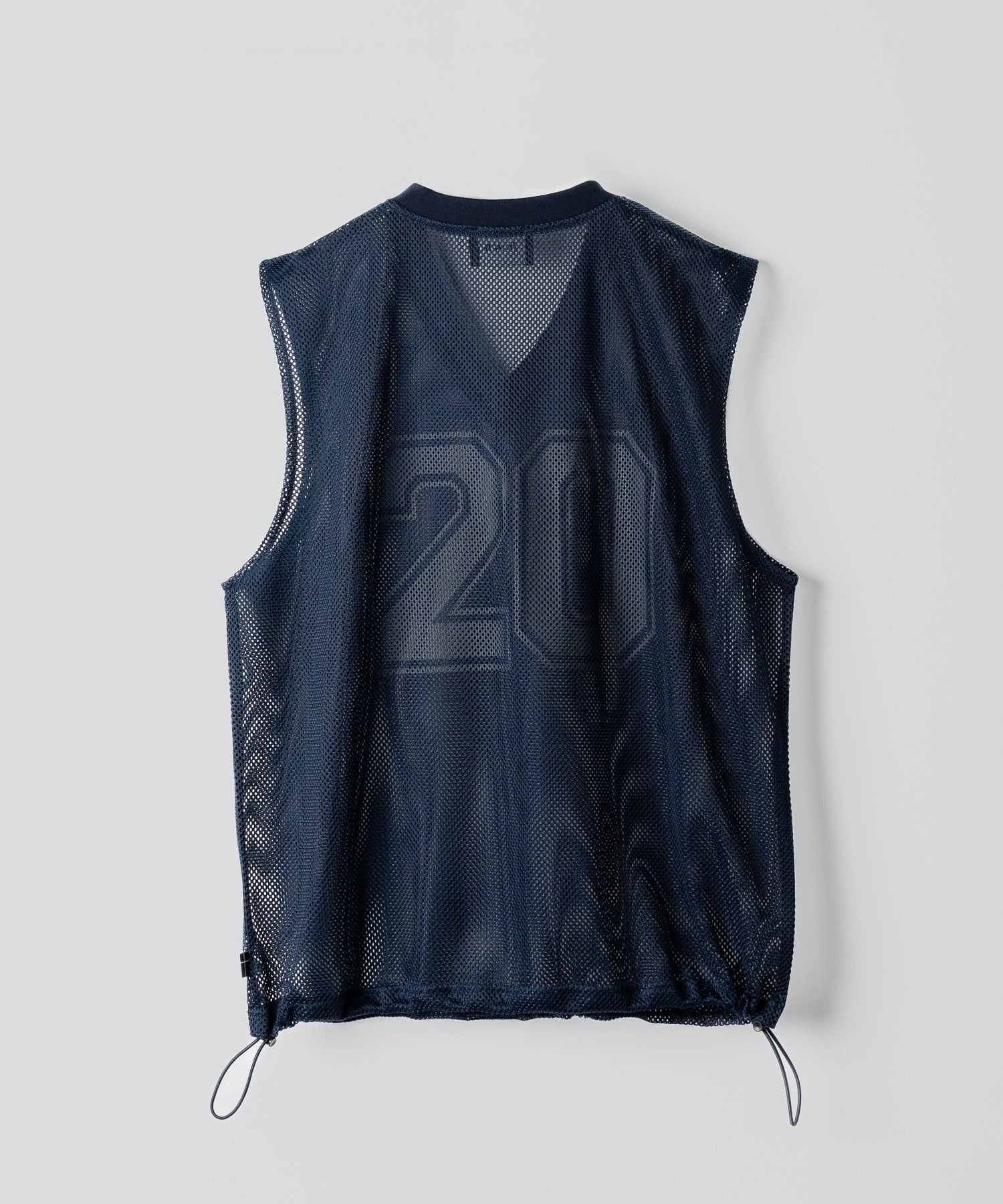 通販 オンラインショップ ネットショップ
メッシュ ベスト ジレ レイヤー レイヤード ノースリーブ フットボール サッカー トレーニング 練習 プラクティス ビブス ネイビー Vネック リブ  透け感 抜け感 ファッション ストリート モード メンズ レディース ユニセックス 20代 30代 大人 格好良い かっこいい 可愛い カワイイ おしゃれ アパレル ブランド 流行 トレンド 春夏 バスケ ダンス 練習着 シースルー 韓国 スポーツ ミックス スポーツmix スポーティー シアー  ナンバリング 番号 ゼッケン ドローストリング ドローコード 調整 アジャスター アジャスト ストッパー アクティブ シック セレブ 海外 アスレチック ブロークコア ミックスコーデ エフォートレス リラックス 綺麗め カジュアル ドレッシー 後 バック おすすめ