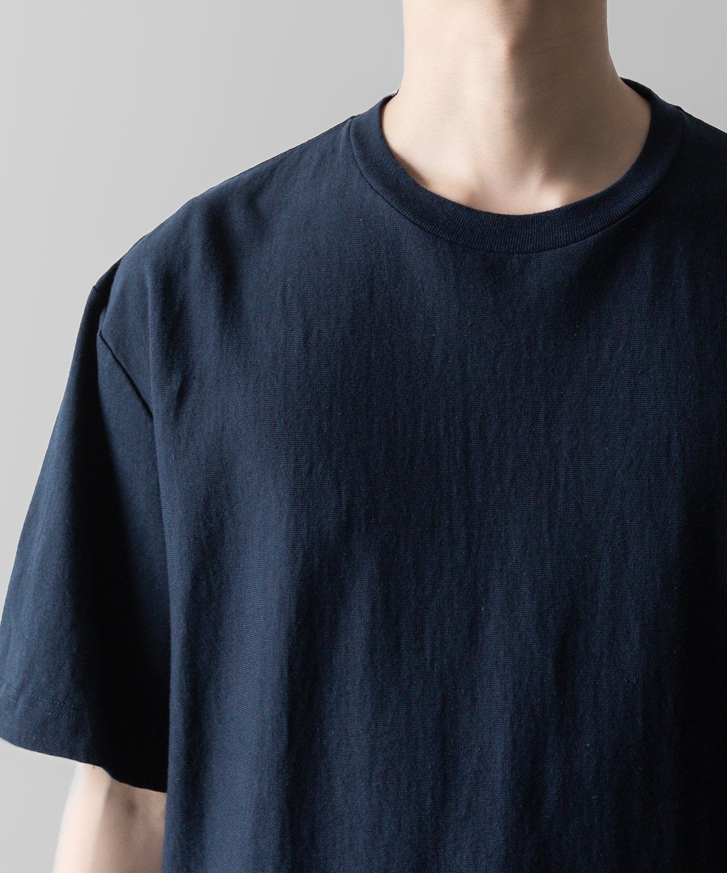 通販 オンラインショップ ネットショップ tshirts CLASSIC TEE S/S tshirts tシャツ ティーシャツ カットソー ストリート モード メンズ レディース ユニセックス 20代 30代 かっこいい おしゃれ アパレル ブランド 無地 シンプル コーデ  着こなし 着画  シティボーイ シティガール メンズライク 韓国 スポーツ スポーツミックス スポーツmix スポーティー アクティブ シック セレブ 海外 アスレチック ブロークコア ミックスコーデ  ダンス おすすめ 綿100   シティボーイ シティガール メンズライク 韓国 スポーツ スポーツミックス スポーツmix スポーティー アクティブ シック セレブ 海外 アスレチック ブロークコア ミックスコーデ  ダンス おすすめ 綿100 ヘビーウェイト ヘビーオンス 厚手 日本製