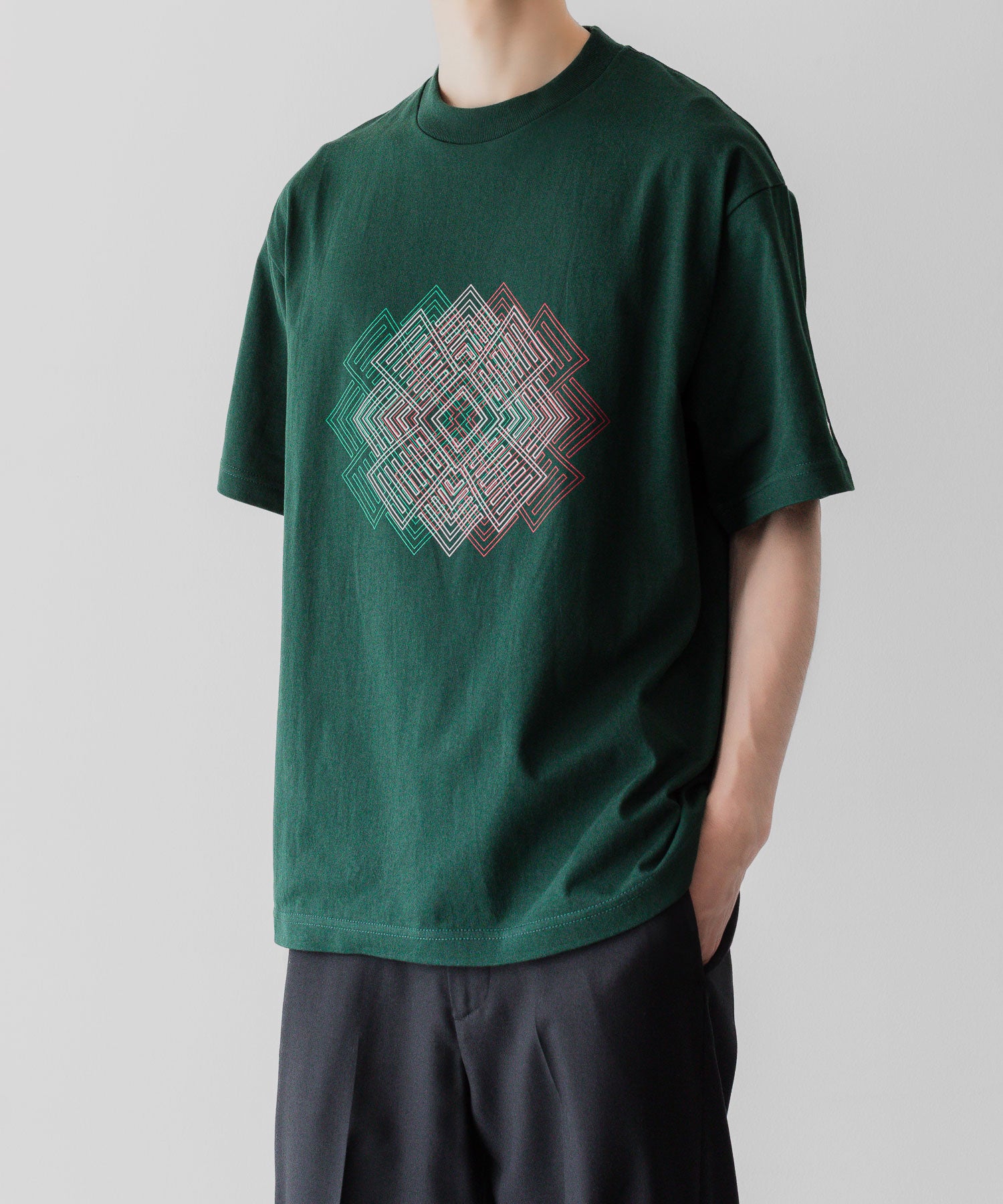 通販 オンラインショップ ネットショップ tshirts 長袖 tシャツ ティーシャツ カットソー フットボール サッカー 古着 ビンテージ ヴィンテージ ナンバリング 番号 ファッション ストリート モード メンズ レディース ユニセックス 20代 30代 大人 格好良い かっこいい 可愛い カワイイ おしゃれ アパレル ブランド 流行 トレンド 春夏 韓国 スポーツ スポーツミックス スポーツmix スポーティー アクティブ シック セレブ 海外 アスレチック ブロークコア ミックスコーデ エフォートレス リラックス 綺麗め カジュアル ドレッシー プリント シルクスクリーン ラバープリント ヘビーウェイト ヘビーオンス 肉厚 装飾 オーナメント チカーノ 上品 エレガンス ビール メキシコ メキシカン 86 ワールドカップ W杯 中南米 世界遺産 遺跡 グラフィック 線 ライン 建築 文化 文明 神殿 歴史 マヤ 考古学 グリーン 深 緑 着こなし コーデ 着画 着崩し スタイル