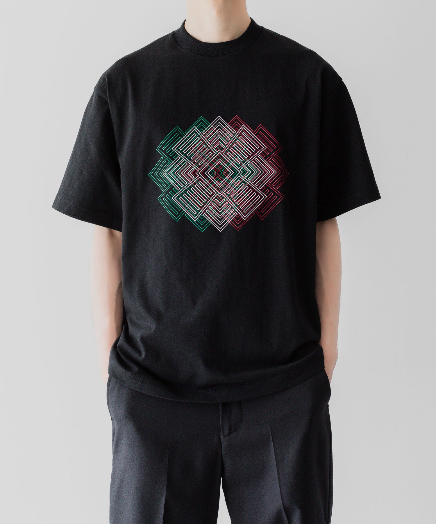 通販 オンラインショップ ネットショップ tshirts 長袖 tシャツ ティーシャツ カットソー フットボール サッカー 古着 ビンテージ ヴィンテージ ナンバリング 番号 ファッション ストリート モード メンズ レディース ユニセックス 20代 30代 大人 格好良い かっこいい 可愛い カワイイ おしゃれ アパレル ブランド 流行 トレンド 春夏 韓国 スポーツ スポーツミックス スポーツmix スポーティー アクティブ シック セレブ 海外 アスレチック ブロークコア ミックスコーデ エフォートレス リラックス 綺麗め カジュアル ドレッシー プリント シルクスクリーン ラバープリント ヘビーウェイト ヘビーオンス 肉厚 装飾 オーナメント チカーノ 上品 エレガンス ビール メキシコ メキシカン 86 ワールドカップ W杯 中南米 世界遺産 遺跡 グラフィック 線 ライン 建築 文化 文明 神殿 歴史 マヤ 考古学 ブラック 黒 着こなし コーデ 着画 着崩し スタイル