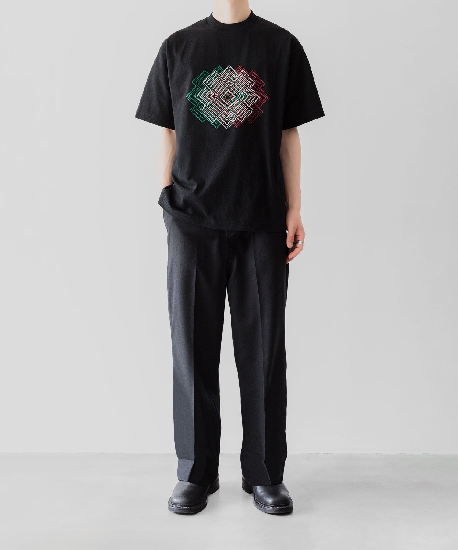 通販 オンラインショップ ネットショップ tshirts 長袖 tシャツ ティーシャツ カットソー フットボール サッカー 古着 ビンテージ ヴィンテージ ナンバリング 番号 ファッション ストリート モード メンズ レディース ユニセックス 20代 30代 大人 格好良い かっこいい 可愛い カワイイ おしゃれ アパレル ブランド 流行 トレンド 春夏 韓国 スポーツ スポーツミックス スポーツmix スポーティー アクティブ シック セレブ 海外 アスレチック ブロークコア ミックスコーデ エフォートレス リラックス 綺麗め カジュアル ドレッシー プリント シルクスクリーン ラバープリント ヘビーウェイト ヘビーオンス 肉厚 装飾 オーナメント チカーノ 上品 エレガンス ビール メキシコ メキシカン 86 ワールドカップ W杯 中南米 世界遺産 遺跡 グラフィック 線 ライン 建築 文化 文明 神殿 歴史 マヤ 考古学 ブラック 黒 着こなし コーデ 着画 着崩し スタイル 全身