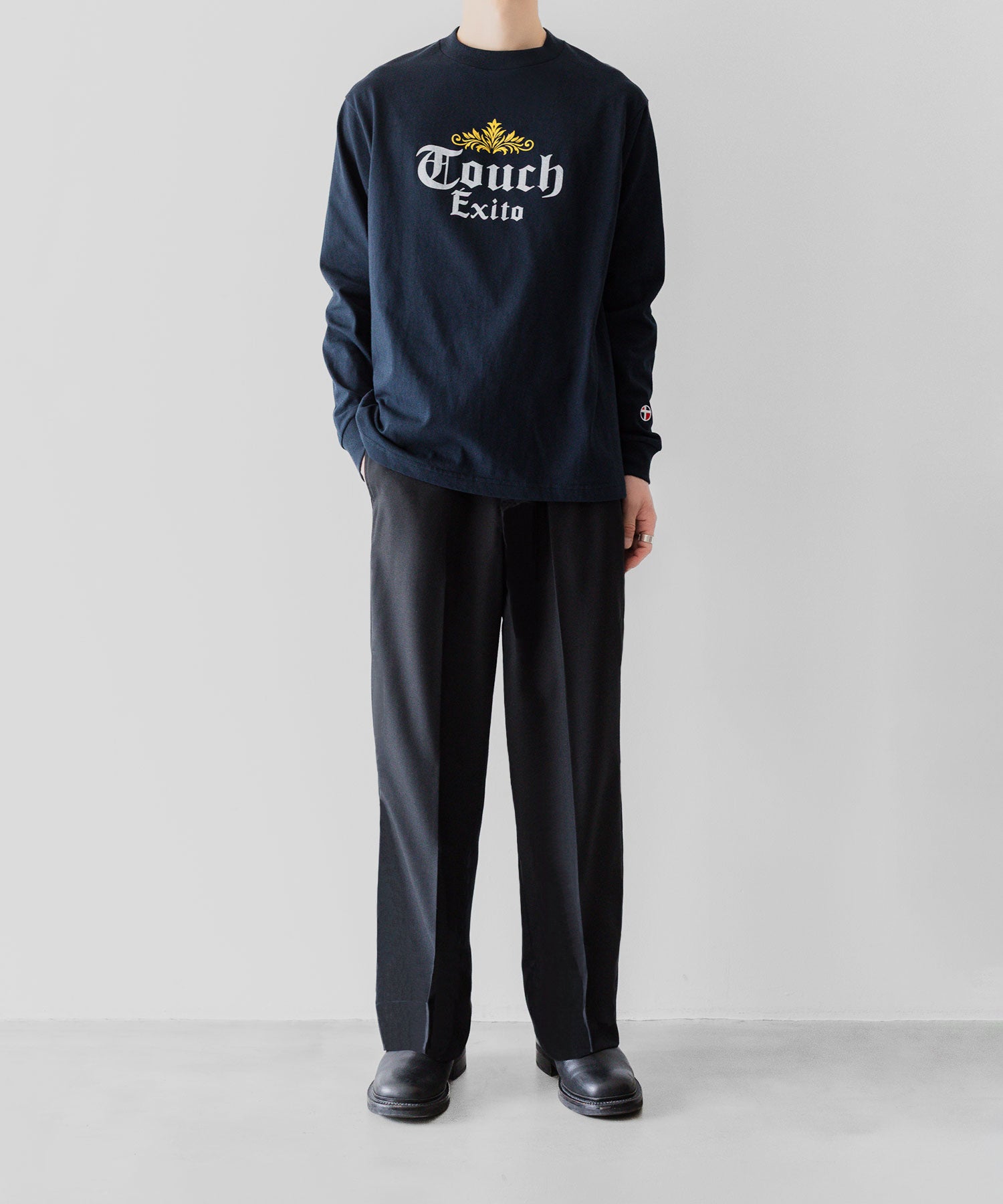 通販 オンラインショップ ネットショップ tshirts 長袖 tシャツ ティーシャツ ロンT ロングスリーブ カットソー 古着 ビンテージ ヴィンテージ ロゴ 企業ロゴ ストリート モード メンズ レディース ユニセックス 20代 30代 かっこいい おしゃれ アパレル ブランド 前 フロント プリント シティボーイ シティガール メンズライク アート 着こなし コーデ 着画 着崩し スタイル エフォートレス リラックス オーバーサイズ 上品 エレガンス ビール メキシコ メキシカン チカーノ クラシック 中南米 着こなし コーデ 着画 着崩し スタイル 全身