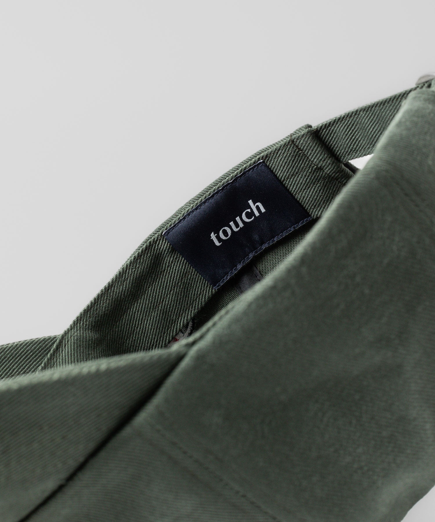 EMBROIDERY 6-PANEL CAP - Standard Fit