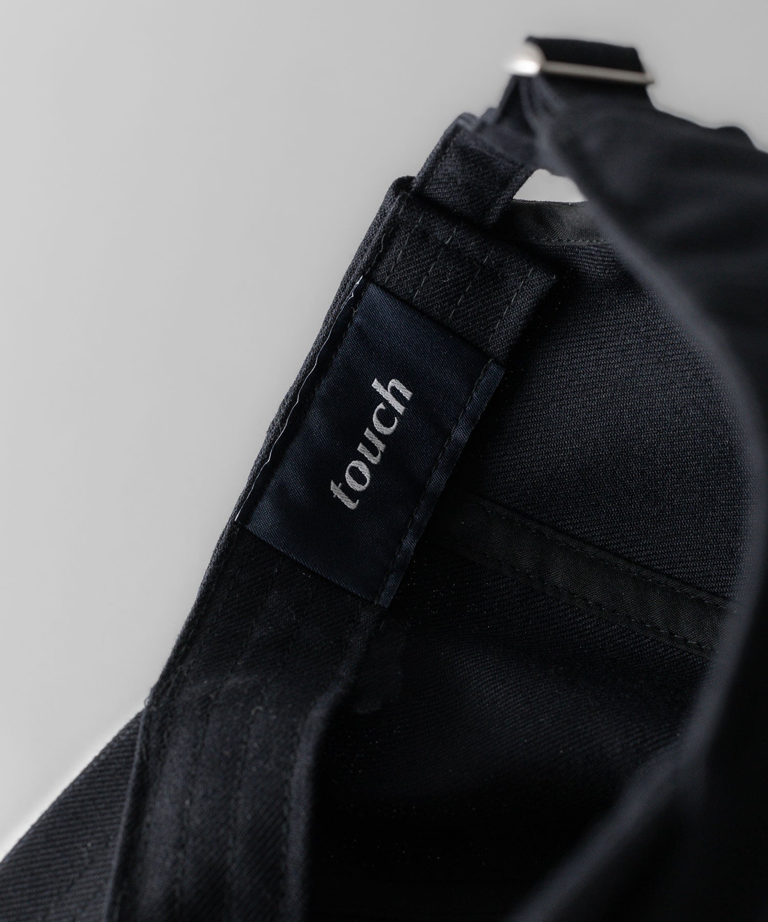 CLASSIC 6-PANEL CAP