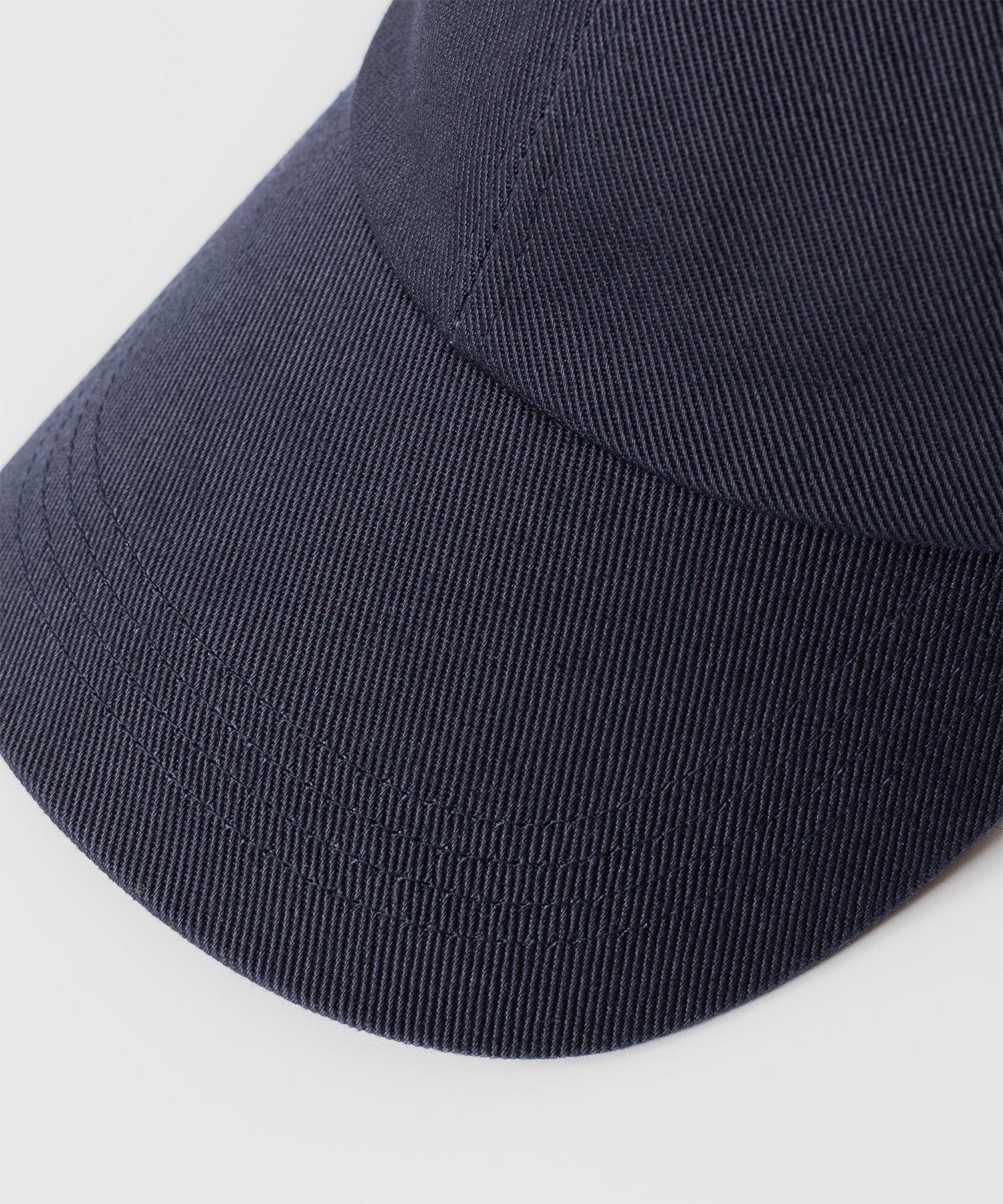CLASSIC 6-PANEL CAP -Standard Fit