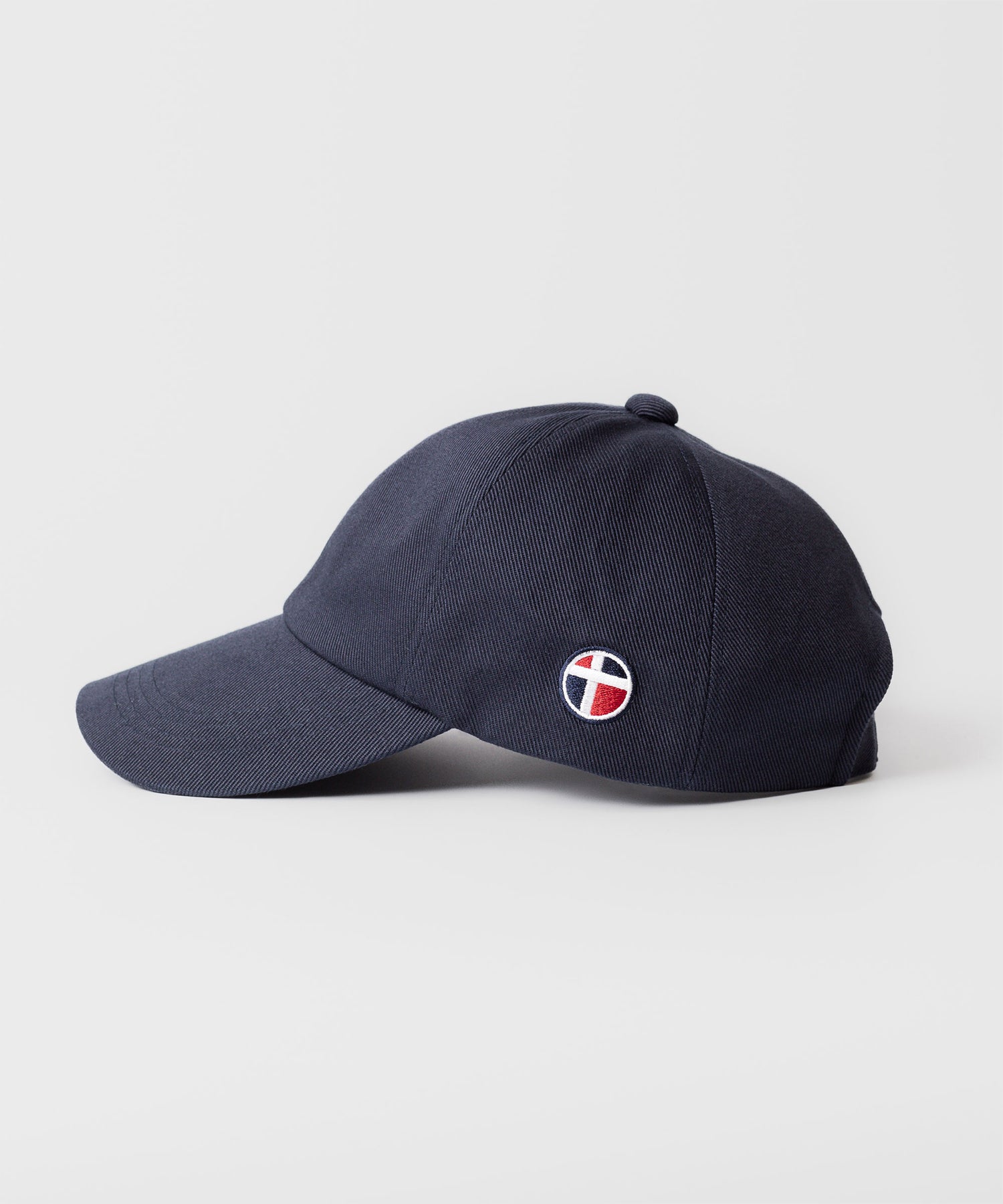 CLASSIC 6-PANEL CAP -Standard Fit