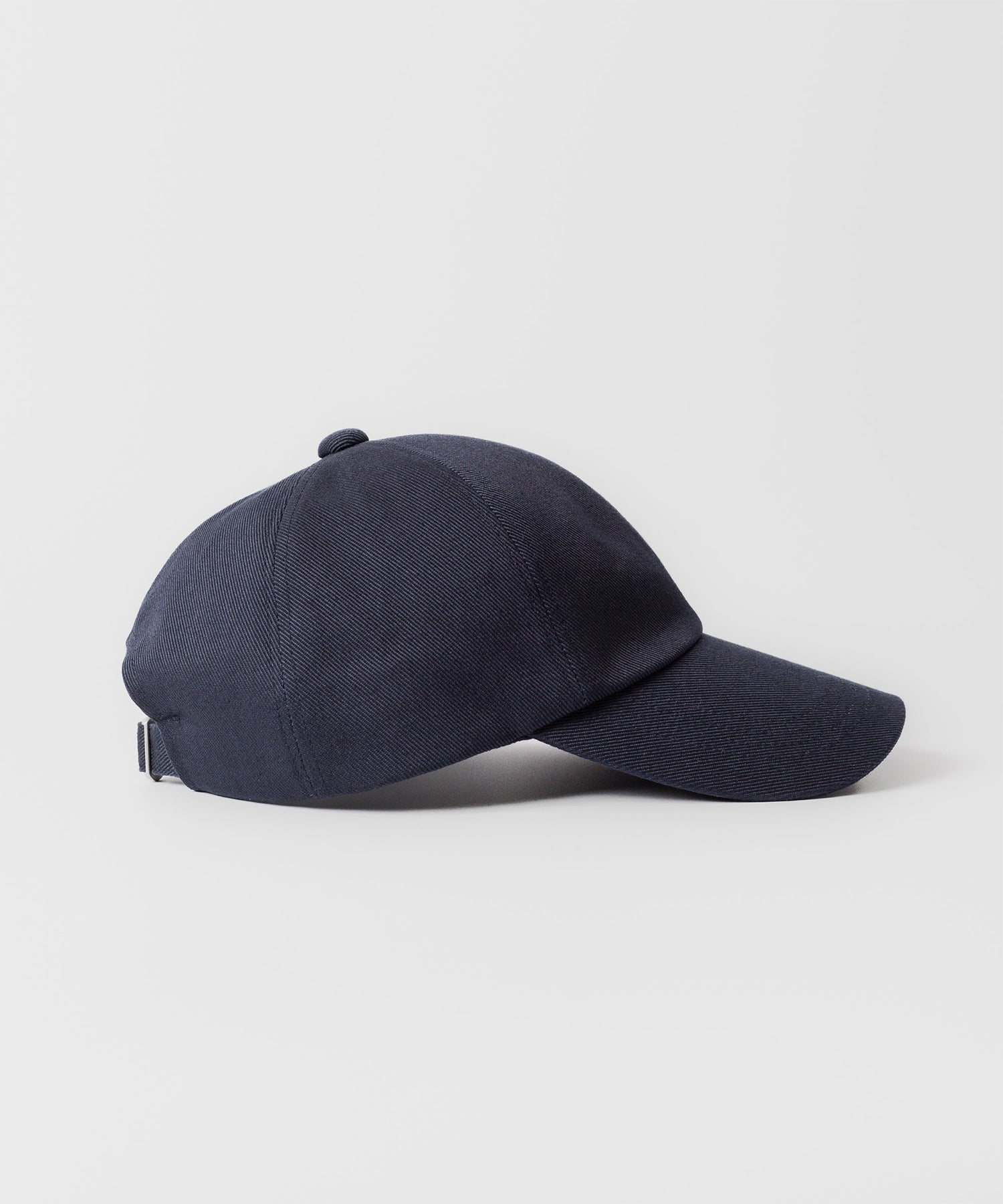CLASSIC 6-PANEL CAP -Standard Fit
