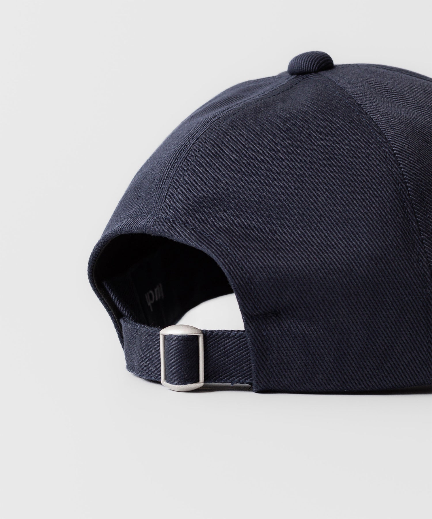 CLASSIC 6-PANEL CAP -Standard Fit
