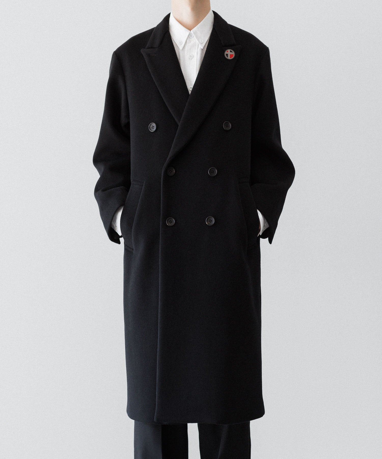 CLASSIC DOUBLE BREASTED COAT