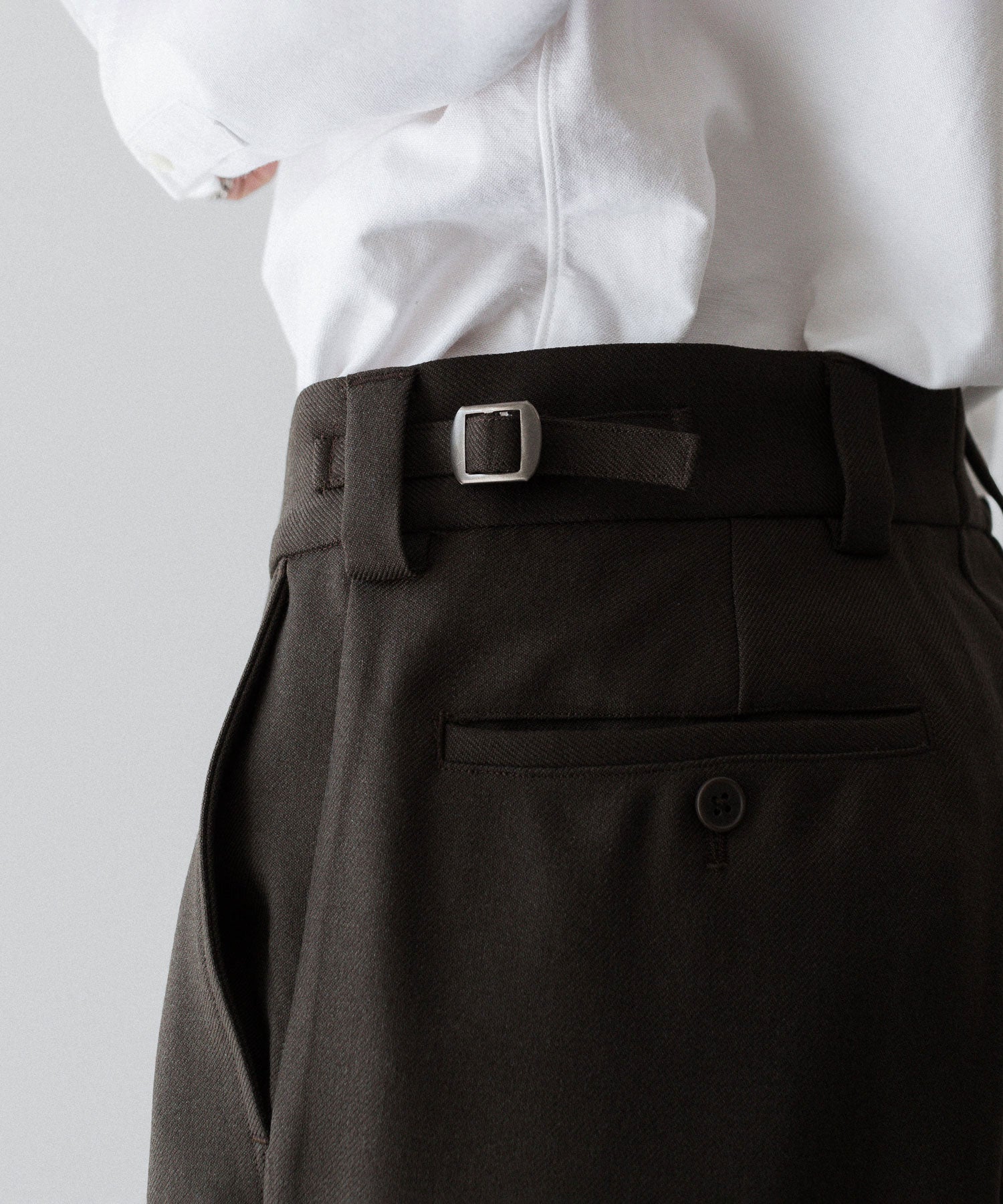 CLASSIC WOOL TROUSERS