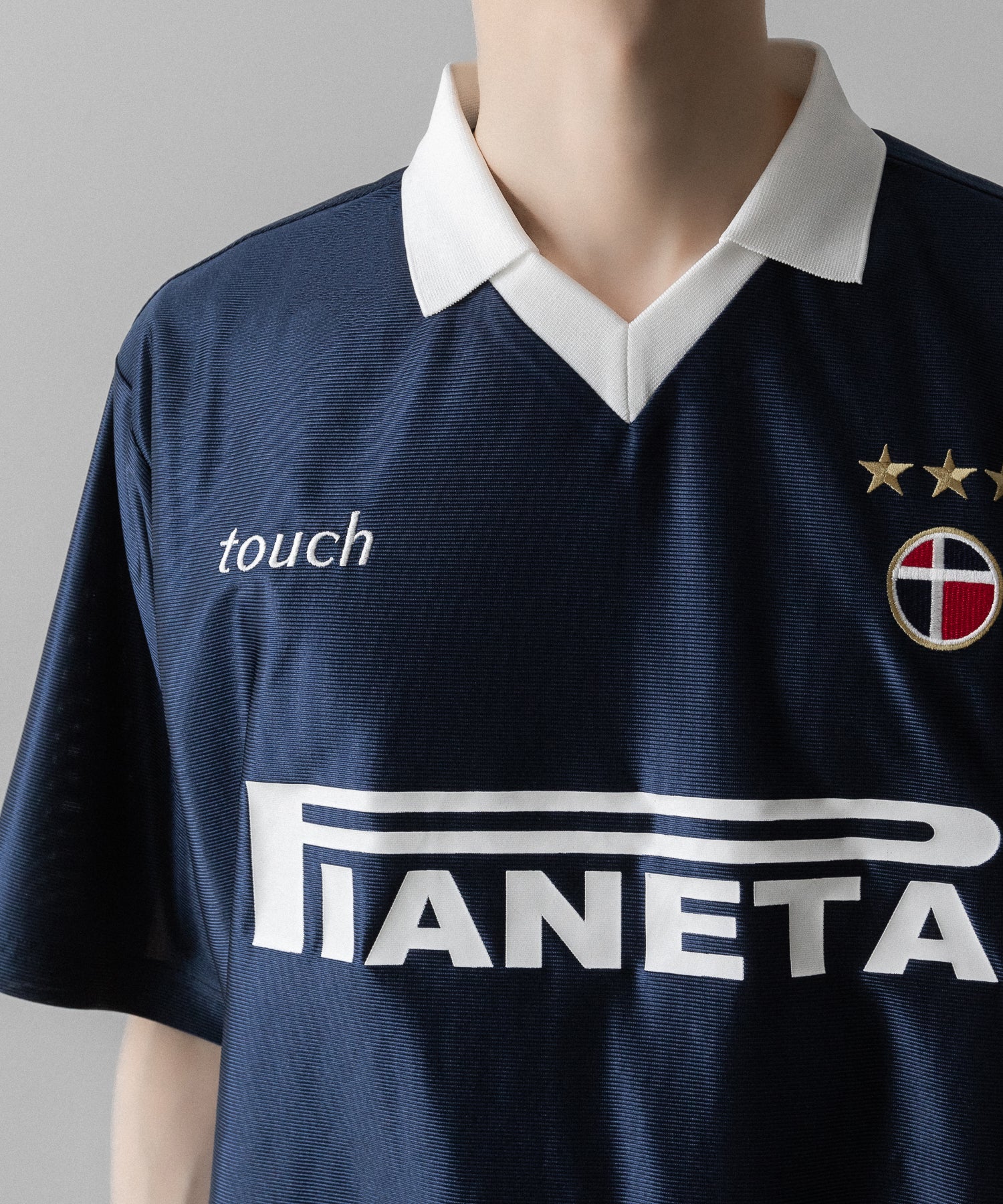 通販 オンラインショップ ネットショップ football jersey フットボール ジャージ サッカーシャツ ゲームシャツ ユニ 1st 2nd 3rd ファッション ストリート モード メンズ レディース ユニセックス 20代 30代 大人 かっこいい 可愛い カワイイ おしゃれ アパレル ブランド 流行 トレンド 春夏 アクティブ シック セレブ 海外 アスレチック ブロークコア ミックスコーデ エフォートレス リラックス 綺麗め カジュアル ドレッシー 韓国 スポーツミックス スポーツmix スポーティー ワッペン 刺繍 プリント 襟  スリット ネイビー 紺色 半袖 おすすめ フロント 前