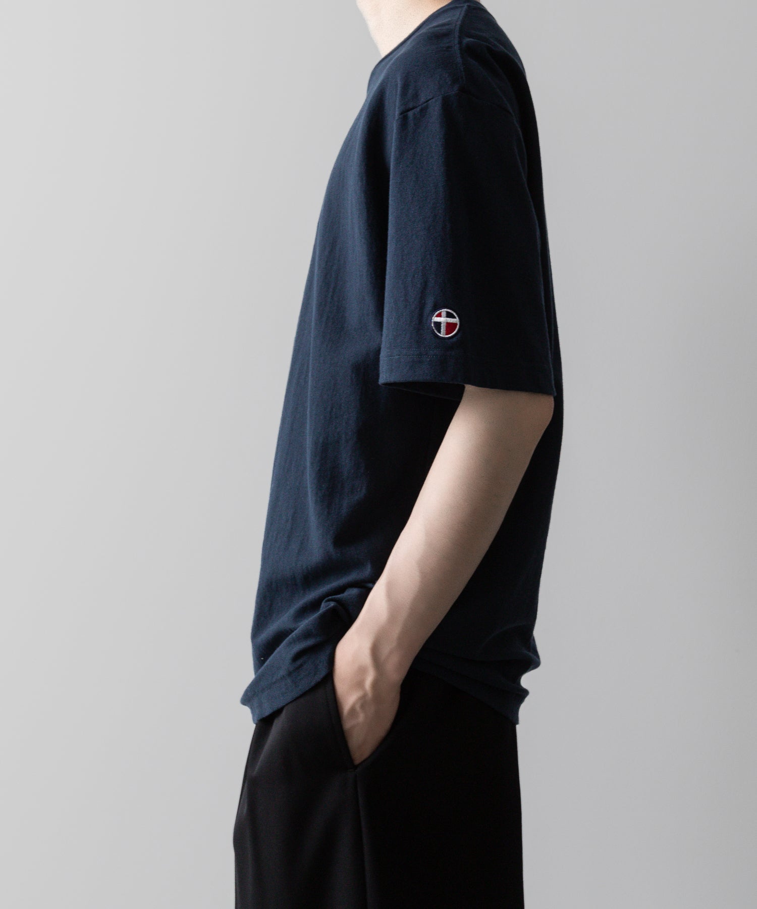CLASSIC TEE S/S tshirts tシャツ ティーシャツ カットソー ストリート モード メンズ レディース ユニセックス 20代 30代 かっこいい おしゃれ アパレル ブランド 無地 シンプル コーデ  着こなし 着画
