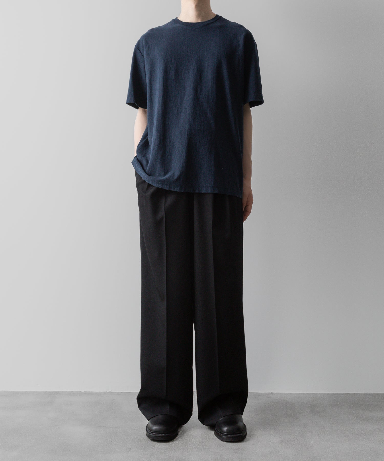 CLASSIC TEE S/S tshirts tシャツ ティーシャツ カットソー ストリート モード メンズ レディース ユニセックス 20代 30代 かっこいい おしゃれ アパレル ブランド 無地 シンプル コーデ  着こなし 着画