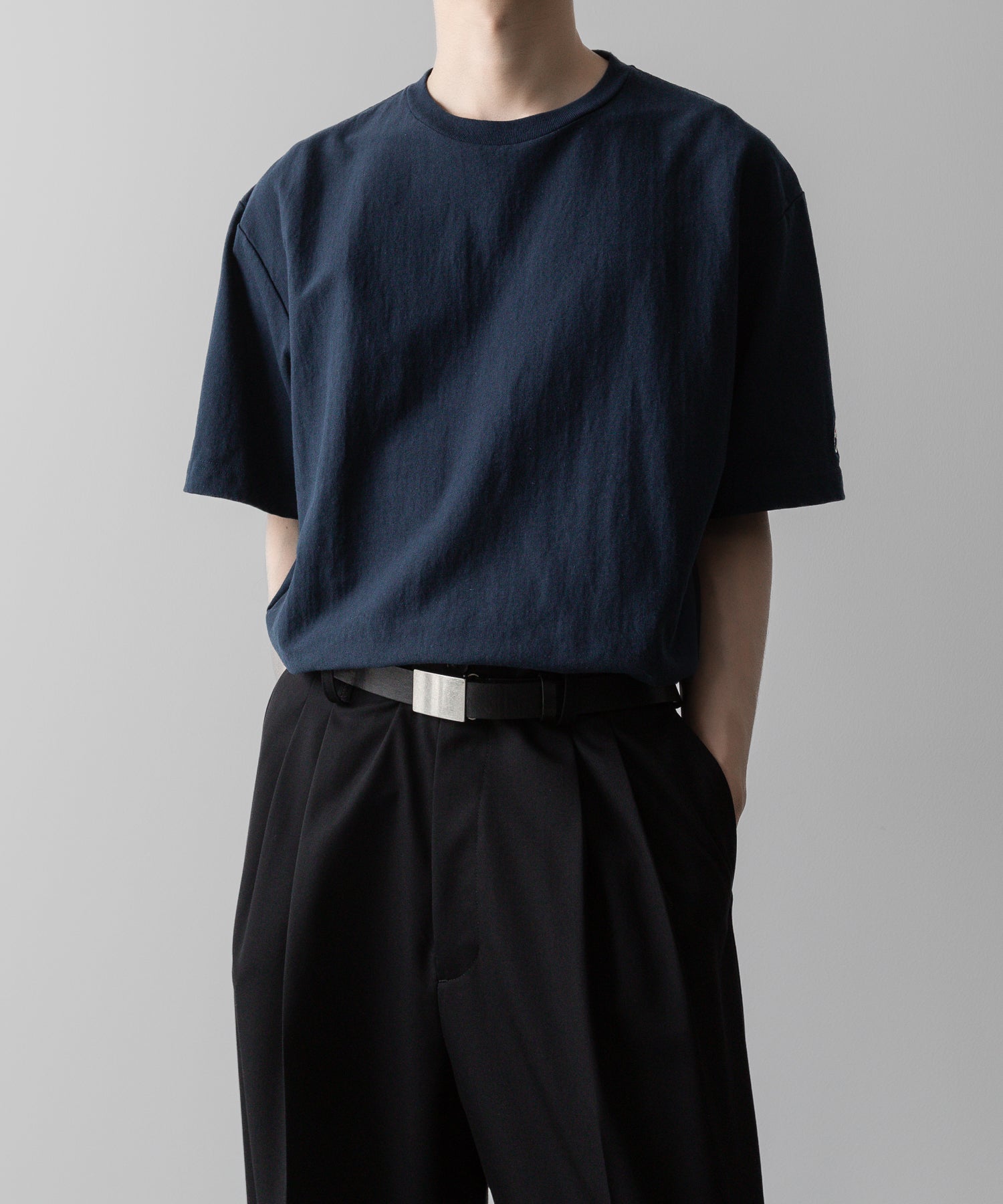 CLASSIC TEE S/S tshirts tシャツ ティーシャツ カットソー ストリート モード メンズ レディース ユニセックス 20代 30代 かっこいい おしゃれ アパレル ブランド 無地 シンプル コーデ  着こなし 着画 タックイン