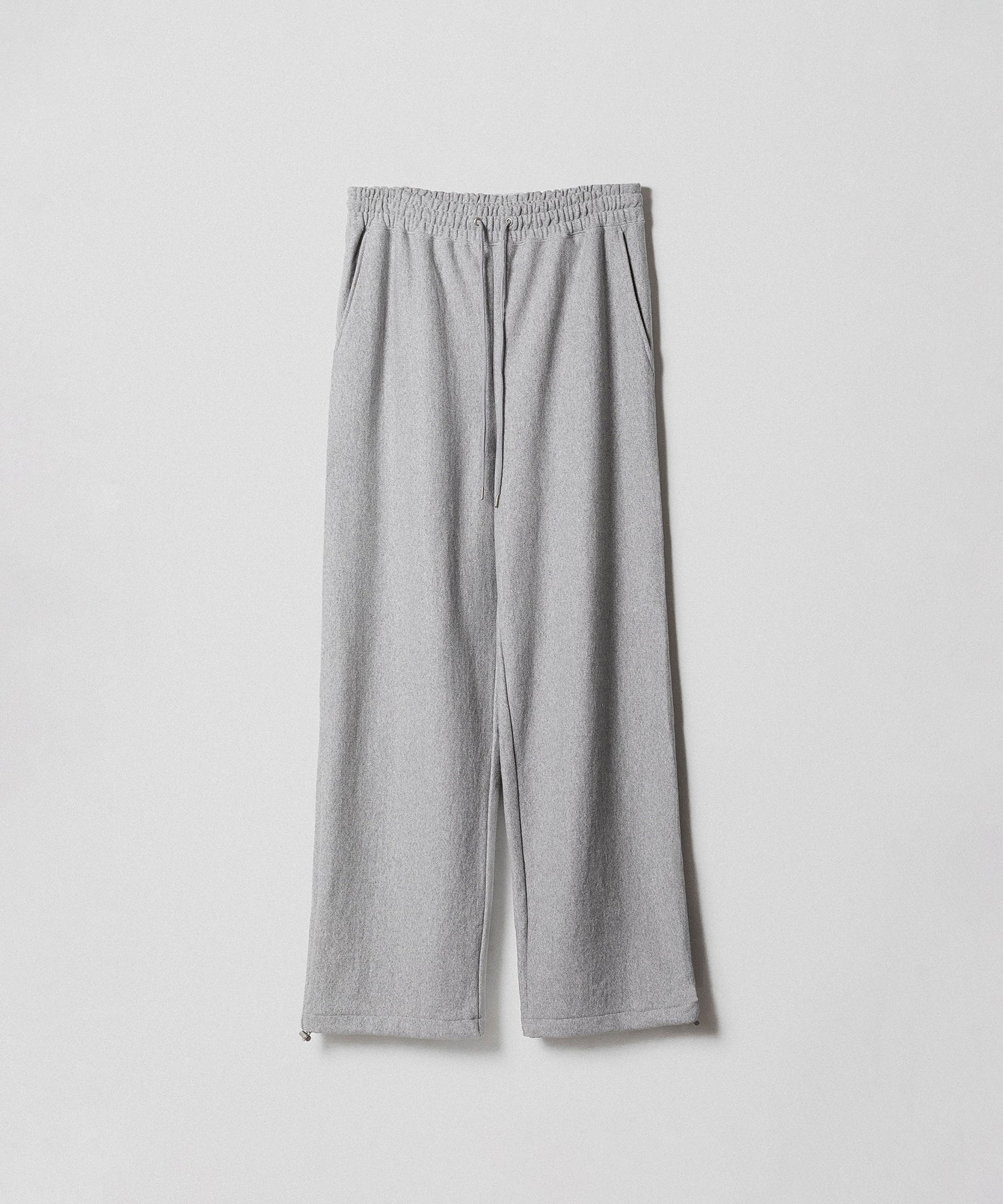 通販 オンラインショップ ネットショップ スウェット sweatpant ヘビーウェイト ヘビーオンス heavyweight 厚手 ワイド セミワイド ストレート 大きめ 長め 裾調整 春 夏 秋 冬 オールシーズン 通年 定番 きれいめ 綺麗め ファッション ブランド メンズ レディース ユニセックス ストリート モード 20代 30代 大人 かっこいい おしゃれ 可愛い アパレル シンプル コーデ 私服 普段着 リラックス カジュアル アメカジ  アイビー アメトラ プレッピー 裏毛 14オンス 15オンス 14oz 15oz   シティボーイ シティガール メンズライク 韓国 スポーツ スポーツミックス スポーツmix スポーティー アクティブ シック セレブ 海外 アスレチック ブロークコア ミックスコーデ  ダンス おすすめ 綿100 ゆったり 裾 ゴム 丈長め トレンド 日本製 流行 ドローコード 紐 リラックス グレー シルエット 綺麗 きれい 美しい