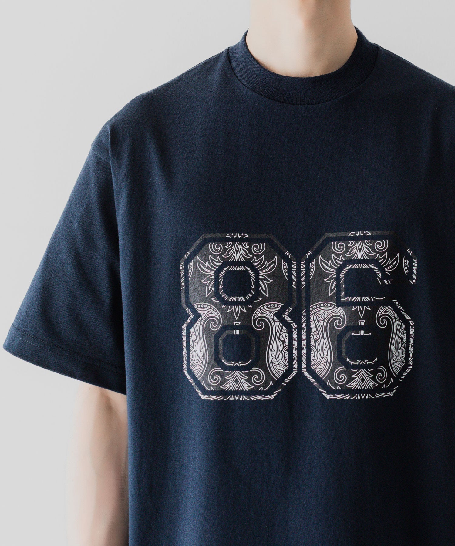 NUMBER 86 PRINT S/S TEE
